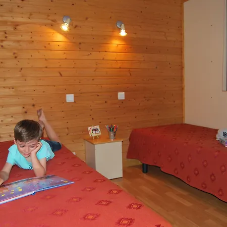 Lagrange Les Pescalunes Szálloda