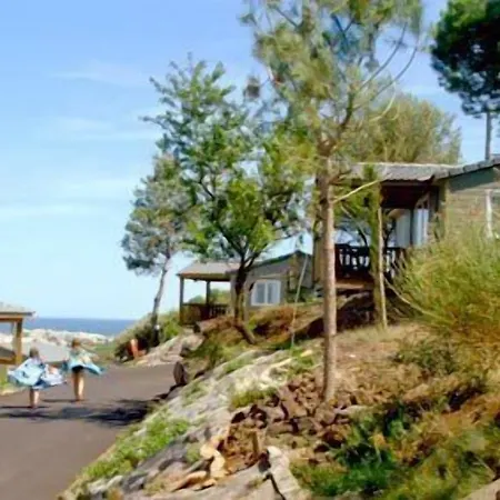 Lagrange Les Pescalunes Szálloda 3*
